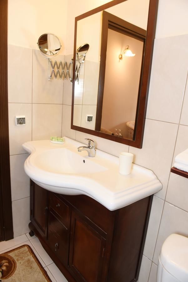 Отель Hotel Gema Брашов-25