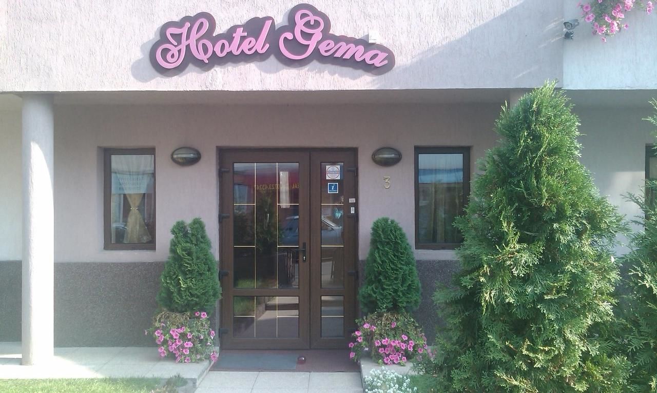 Отель Hotel Gema Брашов-11